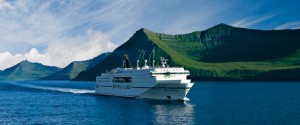 Ferry Smyr Line Islande